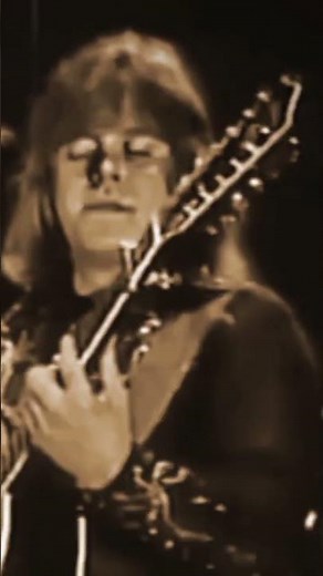 Peter Cetera’s Emotional Ballad – If You Leave Me Now