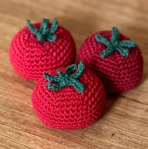 Tomato Crochet Pattern PDF - Gourmet Tomato - Play Food - **pattern Only** Amigurumi Tomato Pattern - Etsy Canada