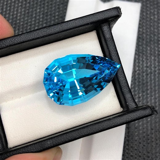 47-karaats Zwitserse blauwe topaas edelsteen peergeslepen sieraden maken - Etsy Nederland