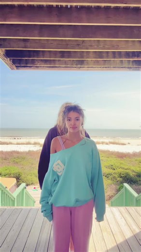spread them cheeks #fyp #dance #beach | dancing