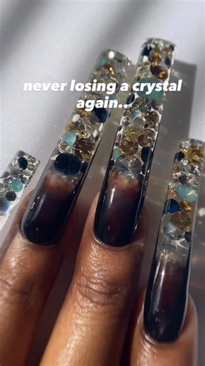 can’t fall off when they’re encapsulated 🤷🏾‍♀️💎 ▪️there’s a reason you can’t find my 3d glass nails anywhere else—that’s my technique! 👩🏾‍🔬 ▪️’Baddie at Tiffany’s’ 💎 Fall 24 Collection is exclusively made by @coverbaddienails and only available *upon request* through the ‘Cover Baddie Buyer Program’ ✨check my ‘CBB Program’ highlight on how to place your first order and become a member! Shop reopens 2/7/26 💅🏾 ▪️Hand-Painted Reusable Press Ons Replacements! Never just 10 nails. Available 