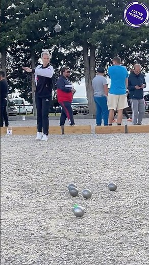 CINDY PEYROT SNIPER DE CHARME #petanque