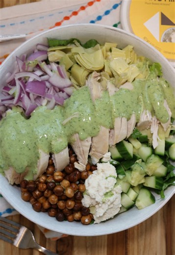 this green goddess dressing is dairy-free, creamy, and it works on way more than just salad. recipe 👇 1 cup Kite Hill plain unsweetened Greek yogurt 1 garlic clove, minced 1 tbsp tarragon vinegar 1 tbsp lemon juice 1–2 anchovy fillets ⅓ cup italian parsley (stems included) ¼ cup green onions (white green parts) 1 tbsp white wine vinegar ½ tsp kosher salt black pepper to taste add everything to a blender and blend until smooth. you can use it right away, but the flavor gets even better if it chi