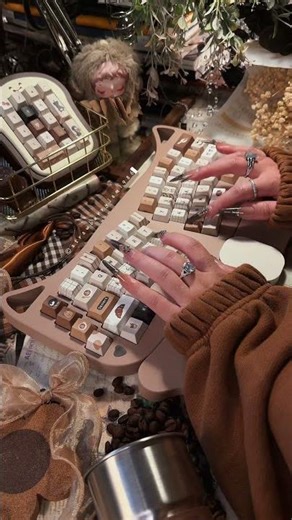 corgi alice ergonomic aluminum mechanical keyboardcoffee Keycaps strawberry jello switch typing ASMR