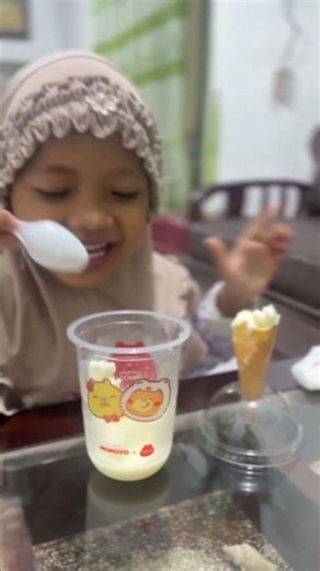 So Cute!!! Shanum Makes Her Own Ice Cream 😱😱😱 #shorts #funny #numnum