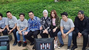 Cast hingga Sutradara Film Milea Geruduk Rumah Dinas Ridwan Kamil