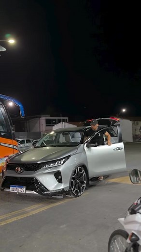 307K views · 9.8K reactions | ️ATUALIZE SEU PENDRIVE  LINK PAREDÕES NOVEMBRO 2.O 2025  ATUALIZAÇÃO POR E-MAIL 10 GB REPERTÓRIO DISPONÍVEL  WHATSAPP 88 997060480 https://api.whatsapp.com/send?phone=5588997060480&text=Ol%C3%A1%20gostaria%20de%20atualizar%20o%20meu%20pendrive%2C%20quanto%20custa%3F%20 | Viciados Em Som Automotivo | Facebook