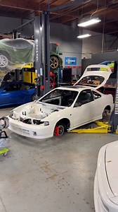 Installing our fully prepped race engine into our AWD Acura Integra 🔥 | throtl