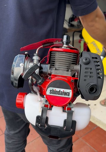 Guadañadora SHINDAIWA B45 en COAGRO - Entrega Inmediata