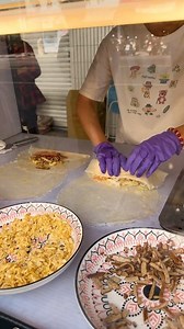 9.5K views · 72 reactions | 대만 스프링롤 만들기 taiwanese spring rolls #스프링롤 #springroll #taiwanesefood #streetfood | John Lim | Facebook