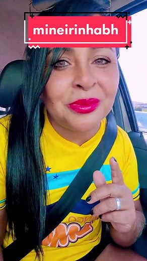 Stylish Sports Jersey Trends in Vehicle Settings