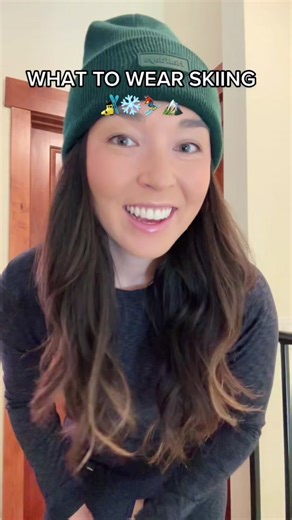 What to Wear Skiing: Essential Gear for Beginners