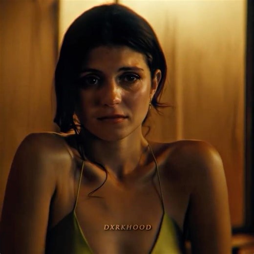 of course it's because of you. #poppyandalex #slowburn #peoplewemeetonvacation