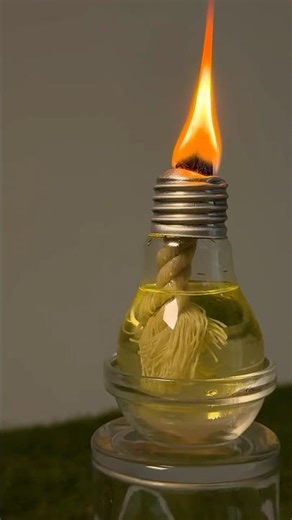 🛢 POUR OIL into a BULB 💡👴 my grandpa showed me this hack