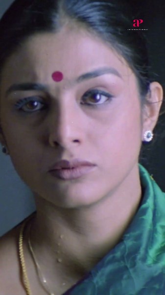 Watch 👆 'Raakilipattu' Super Scenes! #raakilipaatu #jyothika #sharbanimukherjee #tabu #shorts