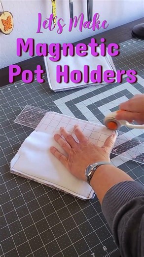 Making Magnetic Pot Holders #sewing #potholder #diy #craft