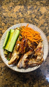 These rice noodles bowls are so good good and easy to make!! What’s ur go-to lazy meal? #noodlebowl #easyrecipes #dinnerideas #lazycooking #asianfood | wannabechefmatt