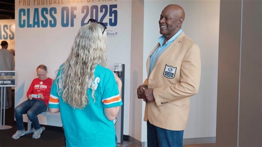 Pro Football Hall of Famer Dwight Stephenson had an impactful residency in Canton, highlighted by community outreach, student mentorship and media appearances. | Pro Football Hall of Fame