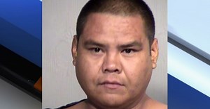 PD: Phoenix DUI suspect rams cars, fires shots