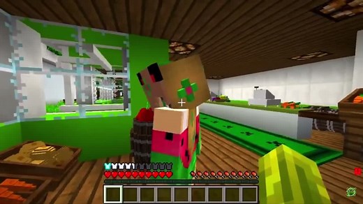 Hilarious Tomato Thief in Minecraft Chaosflo44 Team