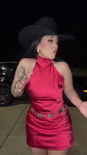 Estaba yo platicando 🦜 #corridos #fyp @LOS AMOS