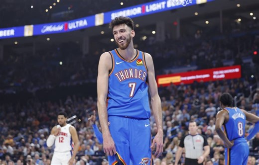 Chet Holmgren's Beautiful Girlfriend Leaves NBA Fans Stunned