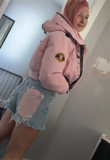 Adorable Pink Sparkle Pocket Shorts for Summer