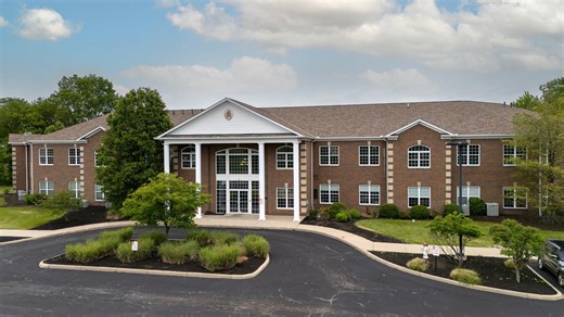 387 Golfview Ln, Highland Heights, OH 44143 - The Plaza at Stonewater | LoopNet