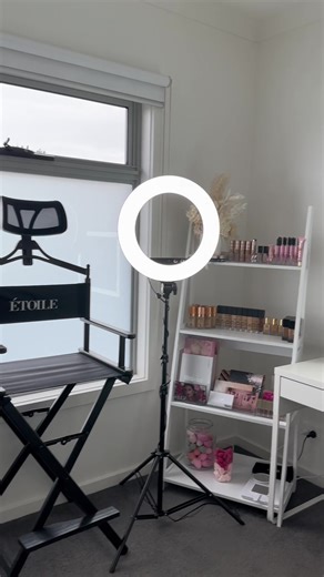 Professional Makeup Studio at Home: Tips and Tricks
