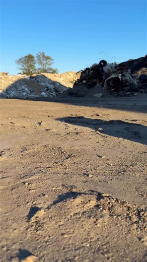 Ripping the scx6 honcho 🤙🏻 Got some goodies on it from @the_nastycustoms including some fantastic inserts for these giant MT tires. I think the scx6 is still one of the most versatile and fun rc’s in our collection. . We’re on YouTube! Link is in the bio 👍🏻 . 💰⬇️ Discounts ⬇️💰 @littleguyracingparts 10% off code CAPE10 @mofo_rc 5% off code cape5 @meusracing 5% off code Capecrawlers-5 @rcawd_official 5% off code Capecrawlers @injora_rc 5% off code Capecrawlers05 @fmsmodel2007 $10 off accesso