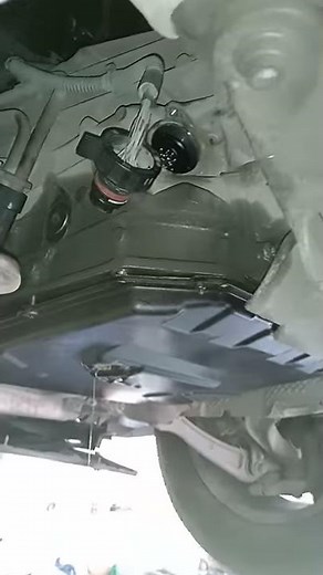 Audi Q5 automatic transmission oil change #audi #audiQ5 #audioilchange # Ahmedabad #ramjidesai