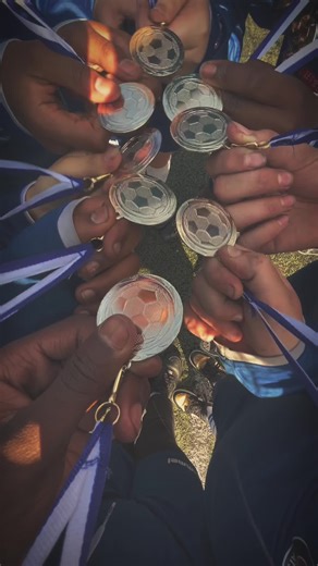 ️LIZZIEEEEEE🇯🇲🇰🇳 (@coolturtle32)’s videos with Moon - Siggerr