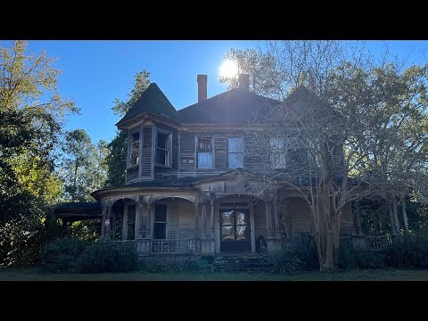 Stunning Once Grand Forgotten 100 year old Barnum Mansion Deep Down South in Arkansas