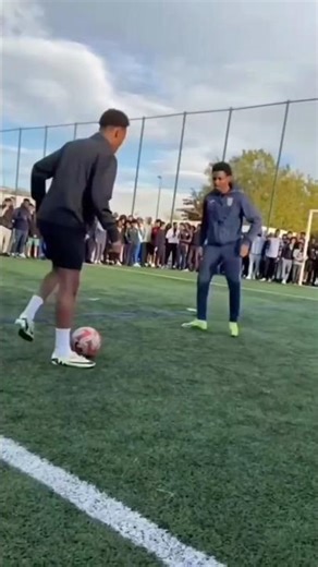 Trap 🪤 football skill tutorial ⚽🥵❤️ #football #skills #soccer #shorts