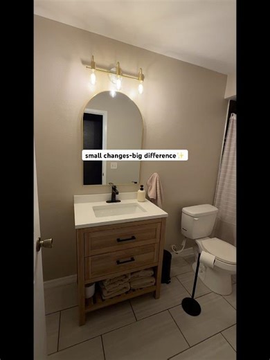 Paint + mirror + light = whole new vibe✨