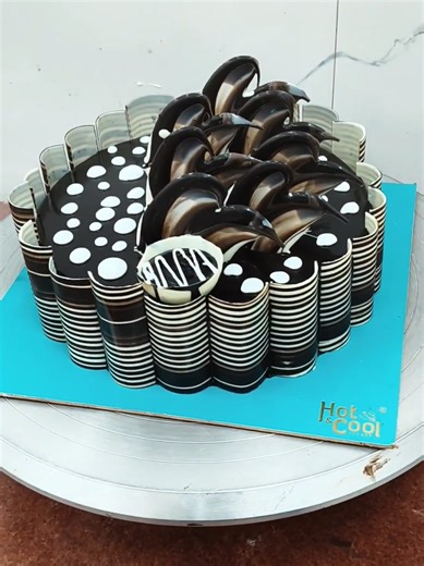 beautiful chocolate cake design ideas