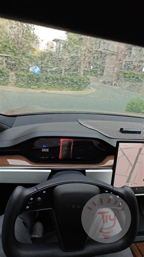 วีธีเปลี่ยนเกียร์บน #tesla Model S รุ่นปี 2023 ตอนนี้มี 4 วิธีละครับ #s3xy #commander Enhance Automotive works with Commander Gen-1 too!! | TiY