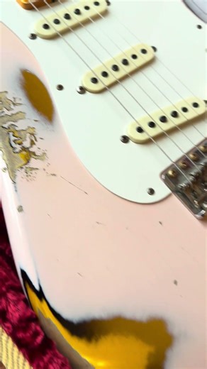 2022 Fender Custom Shop ‘56 Stratocaster Heavy Relic Guitar in Shell Pink Over 2 Color Sunburst