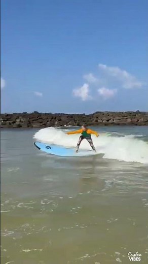 Hikkaduwa Surf Experience | Sri Lanka’s Stunning Beach Waves