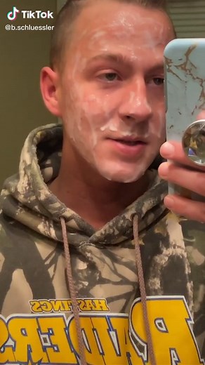 Best facial ever 😉 #fyp #foryoupage #gay #follow #foryou #facialmask