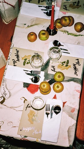 Suppers by Rosie and Virgi on Instagram: "Wrapping up reminiscing about our Fall Supper Club with a few moments from the night captured by @madi_pelley_ 🍎 We had such a great time hosting this event in collaboration with @ffern.co and we are so excited to do this all over again for our Winter Supper Club next year. As per usual, a massive grazie to the dream team that helped us make this happen 🧡 Drinks pairing by @manachainmonaghan @belowstairsbar Tablecloth and art by @darcywhent Content cap