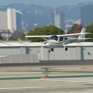 N30265 | Private owner | Cessna 162 Skycatcher | Follow us for daily videos ✈ #propplane #aviation #generalaviation #propeller #cessna #cessnaaircraft | Propeller Time