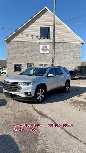 🚨🔥 2020 Chevrolet Traverse 3LT Leather 🔥🚨 Luxury • Space • Performance — All in One SUV! This fully loaded Traverse is the perfect family vehicle with comfort, safety, and style built in! 🙌 ✔️ 107,000 miles ✔️ No accidents reported on Carfax ✅ ✔️ 3LT Leather trim ✔️ Premium Package ✔️ 3.6L V6 engine – smooth & powerful 💪 ✔️ Third-row seating – room for the whole crew 👨‍👩‍👧‍👦 ✔️ Leather-appointed seating ✔️ Heated front seats 🔥 ✔️ Power driver & passenger seats ✔️ Dual panel panoramic