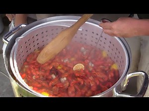 Crawfish Boil (Madisonville Louisiana)