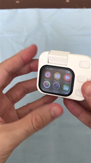 Revolutionary Micro Digital Camera with Swivel Lens