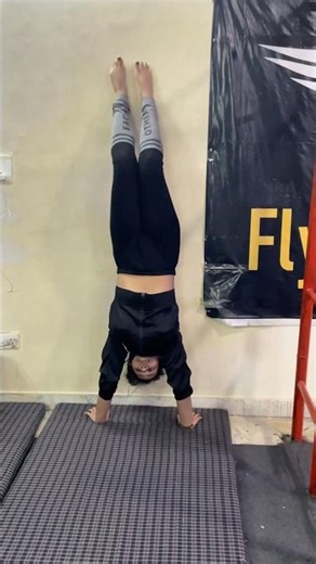 handstand training delhi