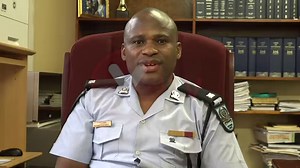 Sepodise kwa Gaborone West sa re se tshwentswe ke borukutlhi jo go dirisiwang dikoloi tse di hirisitsweng. Moakamela mapodisi a Gaborone West o supile fa dirukutlhi di dira melato e mentsi ya go thuba ga matlo le go phamolela batho dithoto tsa bone, ba dirisa dikoloi tse ba di hirisitseng. | YTV Botswana