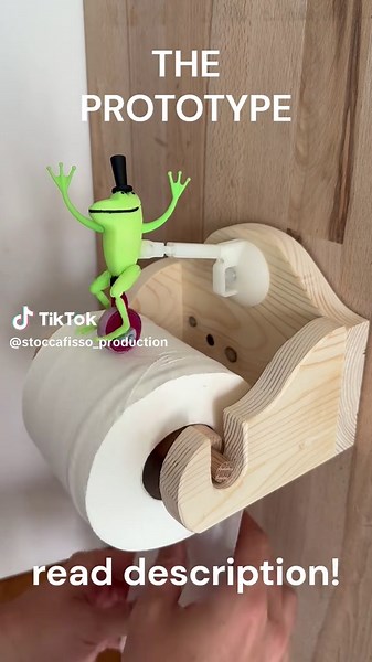 I present to you the prototype of the frog on a unicycle. Link in my bio for info and pre-order. Only 1,000 of these frogs will be produced, so I invite you to register on the site to reserve yours at a special price. What you see in the video is a prototype, but the final product will be very similar. The team I work with and I are finalizing the final technical details before production. This is a crowdfunding project, so it will only see the light of day if the goal of 1,000 pre-orders is rea