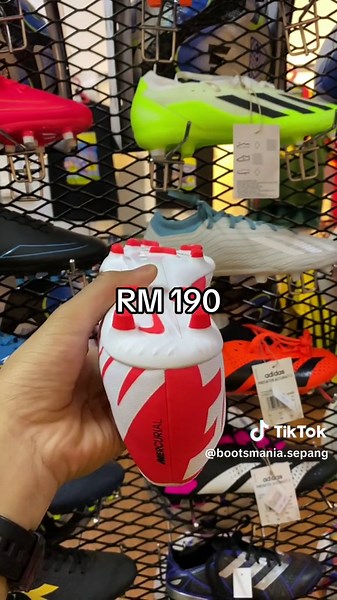 Kids Football Boots - Best Soccer Shoes for Kids