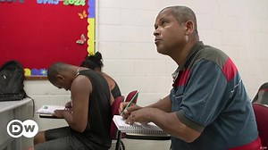 Brazil: Free courses offered to tackle adult illiteracy